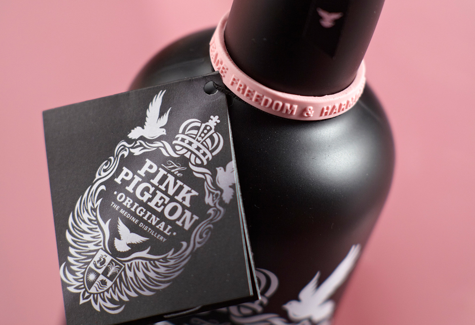 Neck Collars & Neck Wraps For Drinks & Perfume Bottles